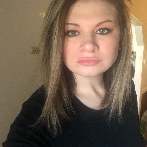 Meet your Posher, Angela - Picture 8 of 8